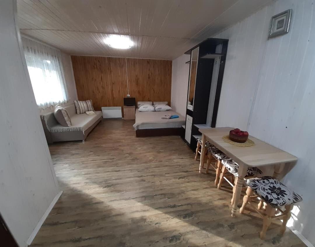 тихий куточок Ferienhaus